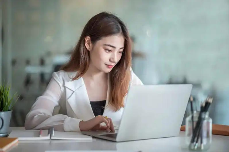 四川嘉裕福華商貿(mào)有限公司輪播圖2